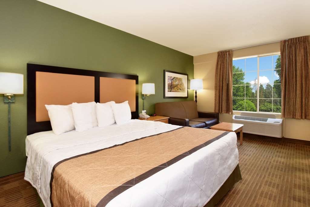 Economy Suites Dtc Denver Room photo