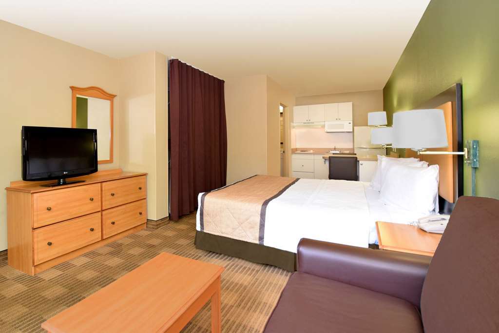 Economy Suites Dtc Denver Room photo